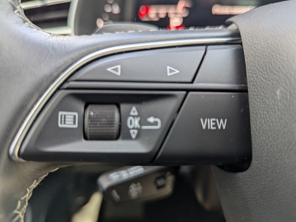 Used 2023 Audi Q8 Premium Plus w/ Premium Plus Package image 18