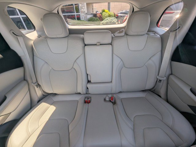 Used 2019 Jeep Cherokee Limited AWD/4WD image 30