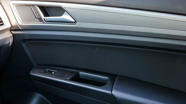 Used 2018 Volkswagen Atlas S image 16