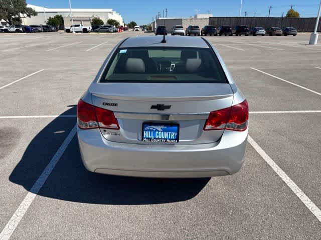 Used 2011 Chevrolet Cruze Eco FWD image 4