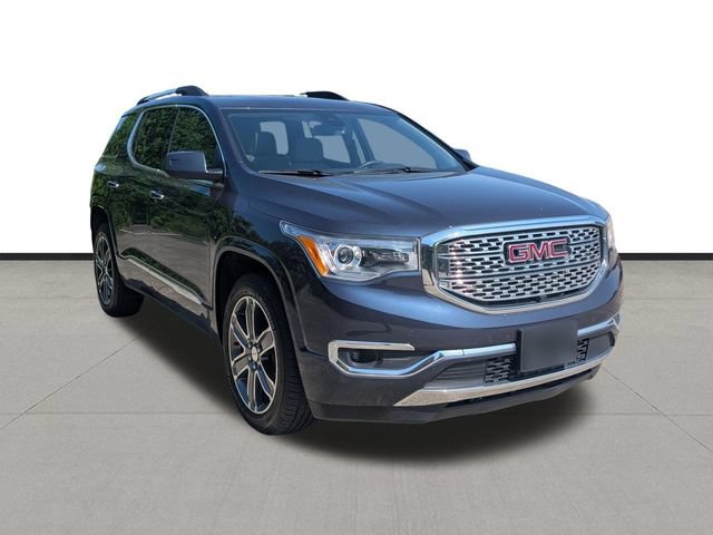 Used 2019 GMC Acadia Denali w/ Technology Package FWD image 3