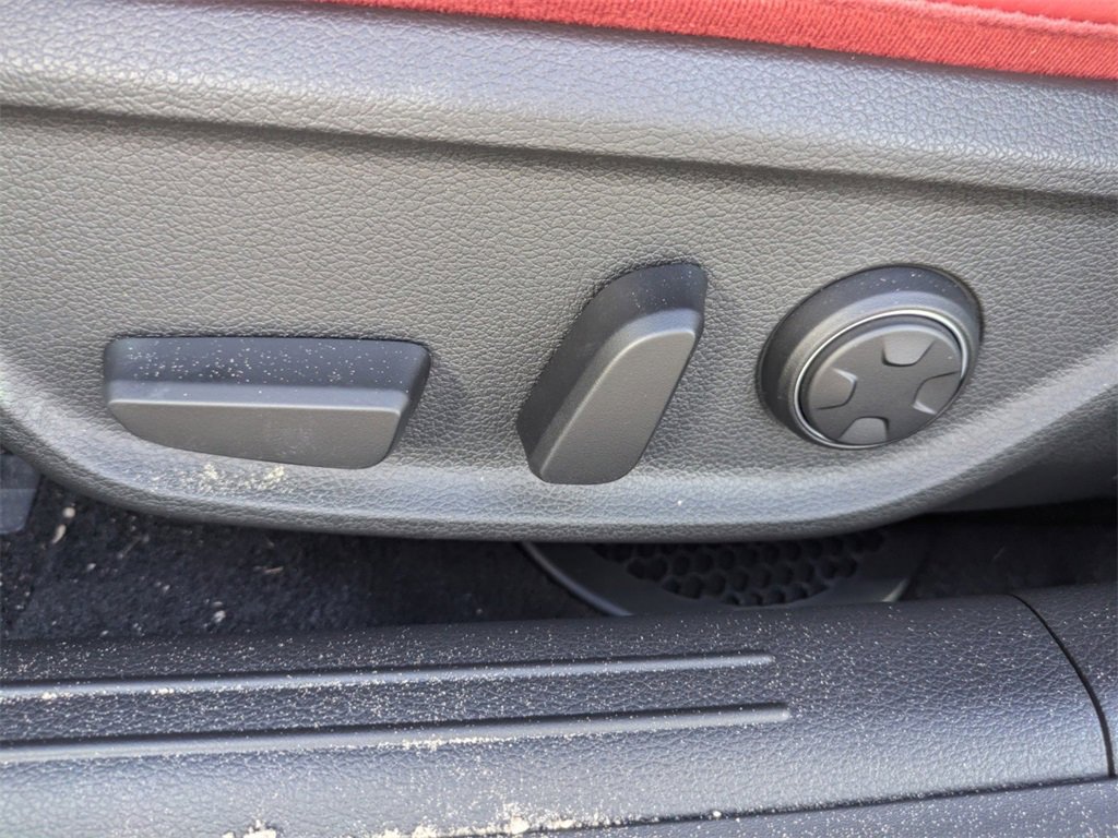 New 2025 Genesis G70 2.5T w/ Sport Prestige Package image 18