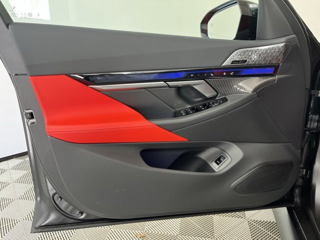 New 2026 BMW M5 w/ Executive Package image 10