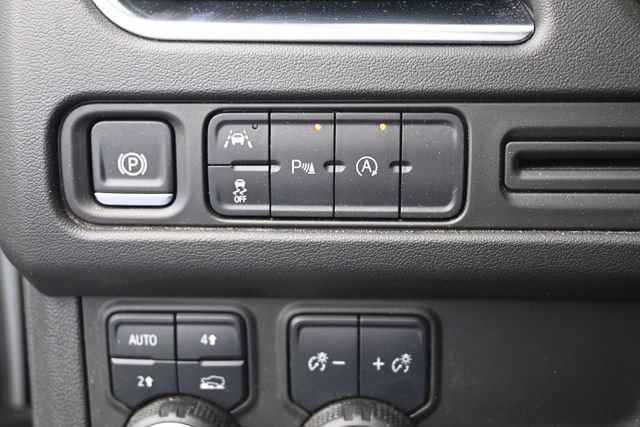 Used 2024 Chevrolet Tahoe LT AWD/4WD image 36