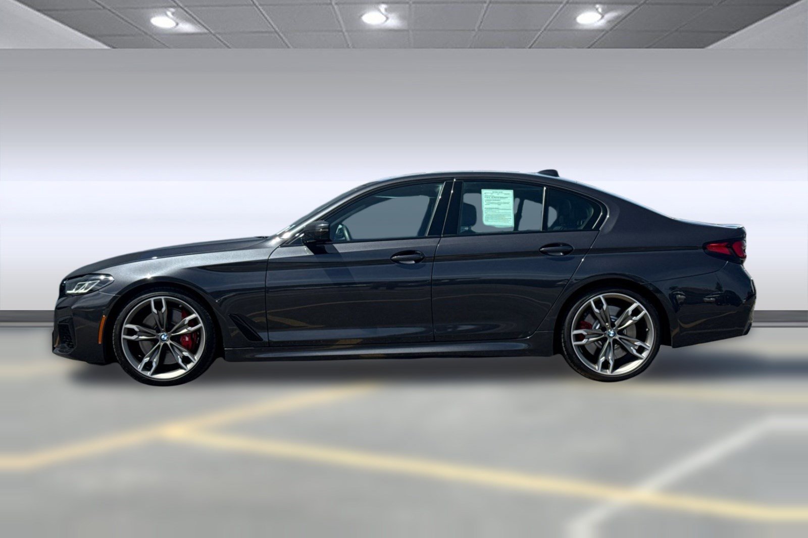 Used 2022 BMW M550i xDrive AWD/4WD image 2