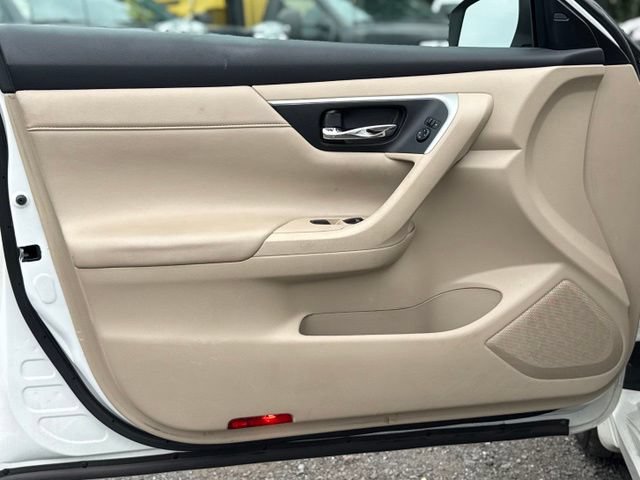 Used 2018 Nissan Altima 2.5 SL w/ 2.5 SL Technology Package FWD image 10