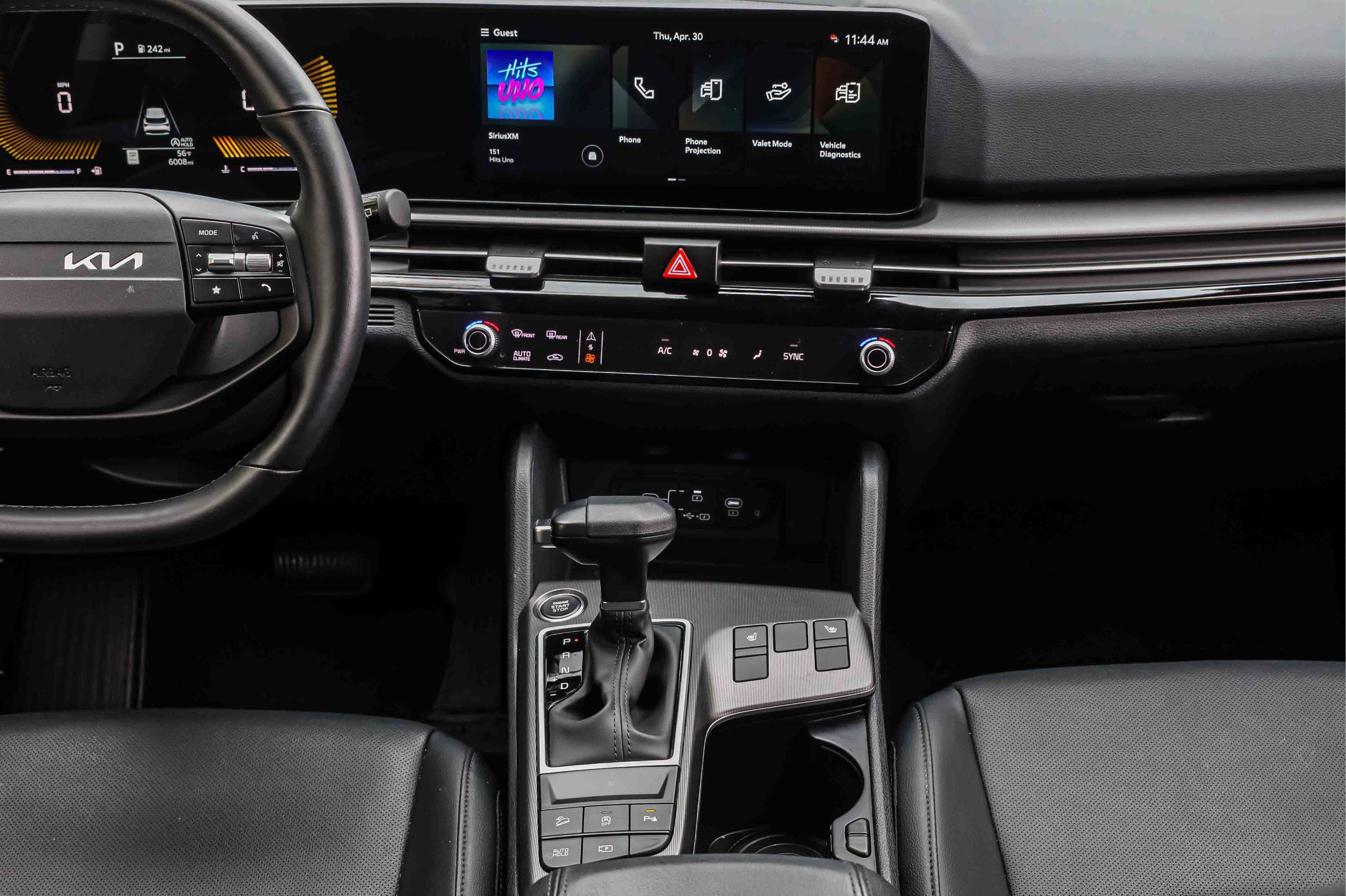 Certified 2026 Kia Sportage EX FWD image 11