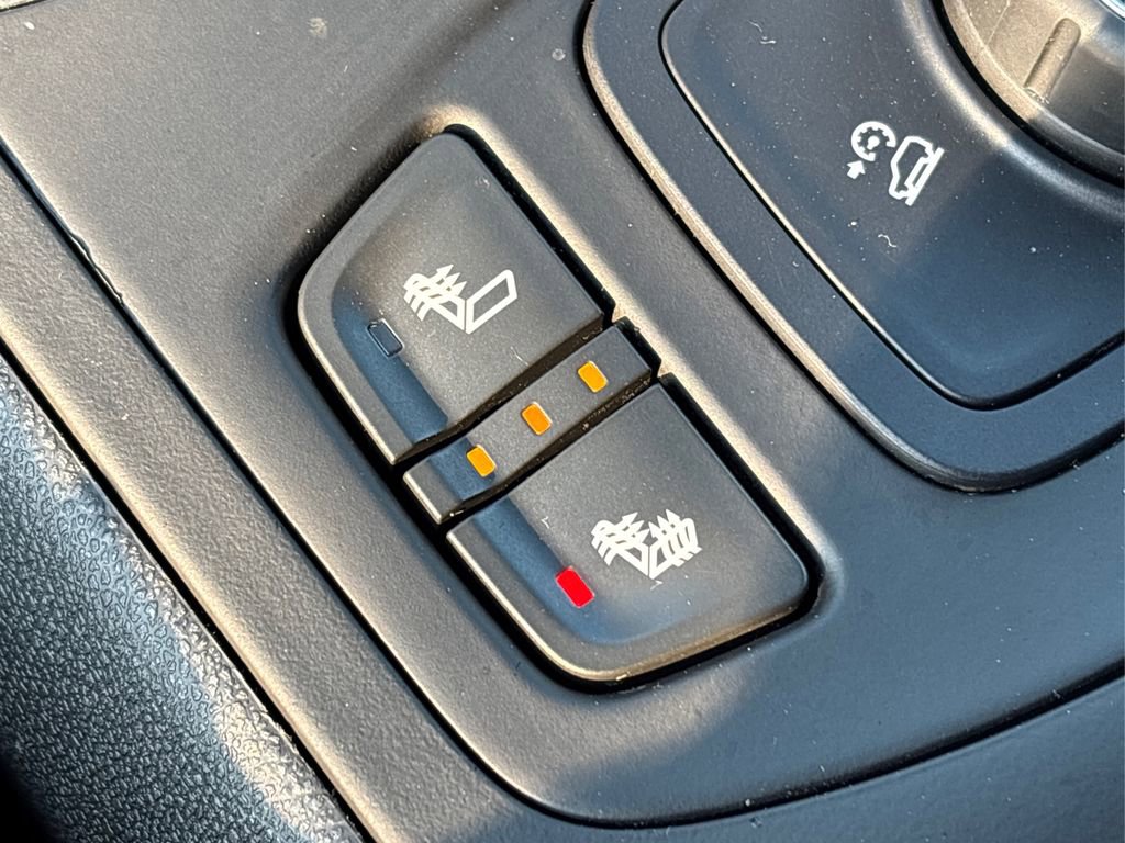 Used 2018 GMC Terrain SLE w/ Driver Convenience Package image 31