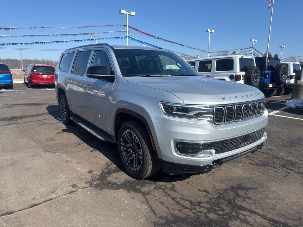 Used 2024 Jeep Wagoneer L 4WD w/ Premium Group I image 48