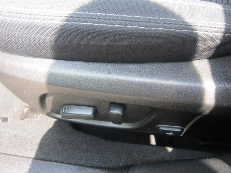 Used 2014 Subaru Forester 2.5i Premium w/ All-Weather Package AWD/4WD image 22