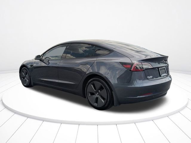Used 2021 Tesla Model 3 Standard Range Plus RWD image 5