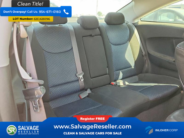 Used 2013 Hyundai Elantra FWD image 13