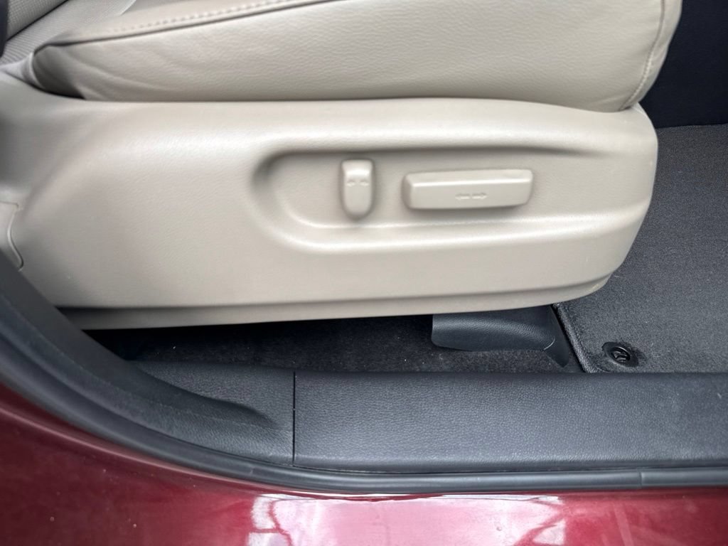 Used 2018 Honda Ridgeline RTL-T image 32