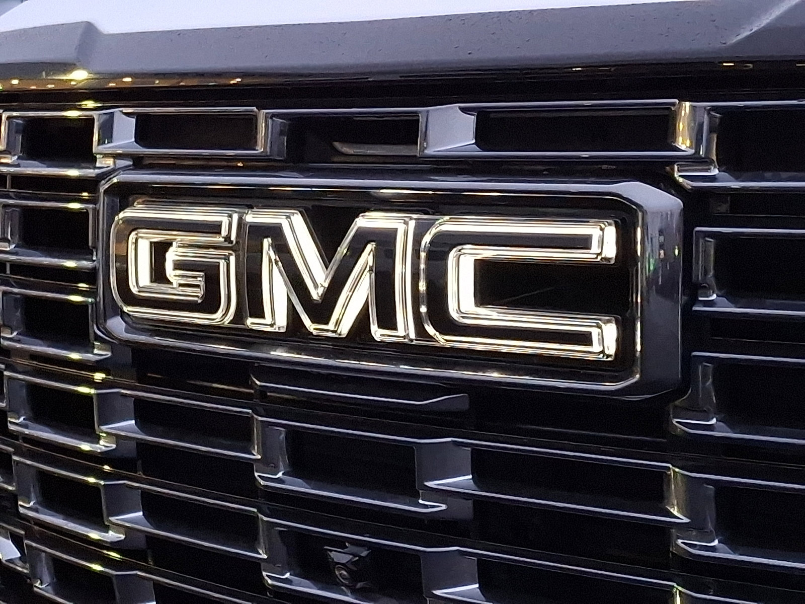 Certified 2025 GMC Yukon XL Denali Ultimate w/ LPO, Illumination Package image 29