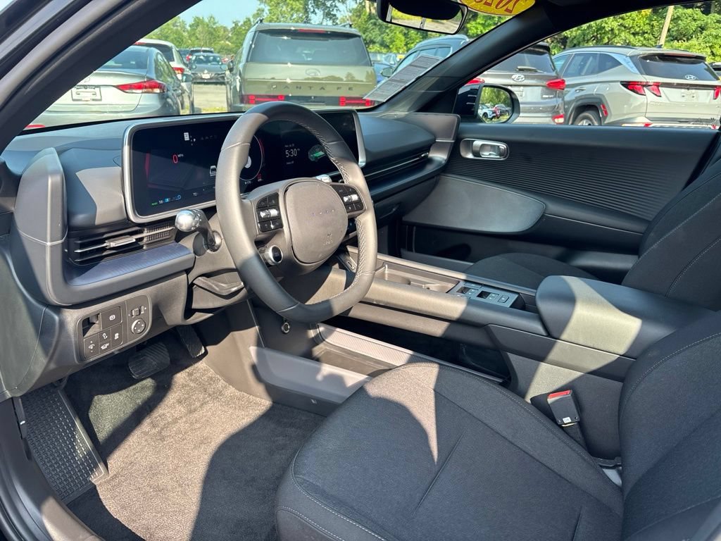 Used 2025 Hyundai Ioniq 6 SE AWD/4WD image 10