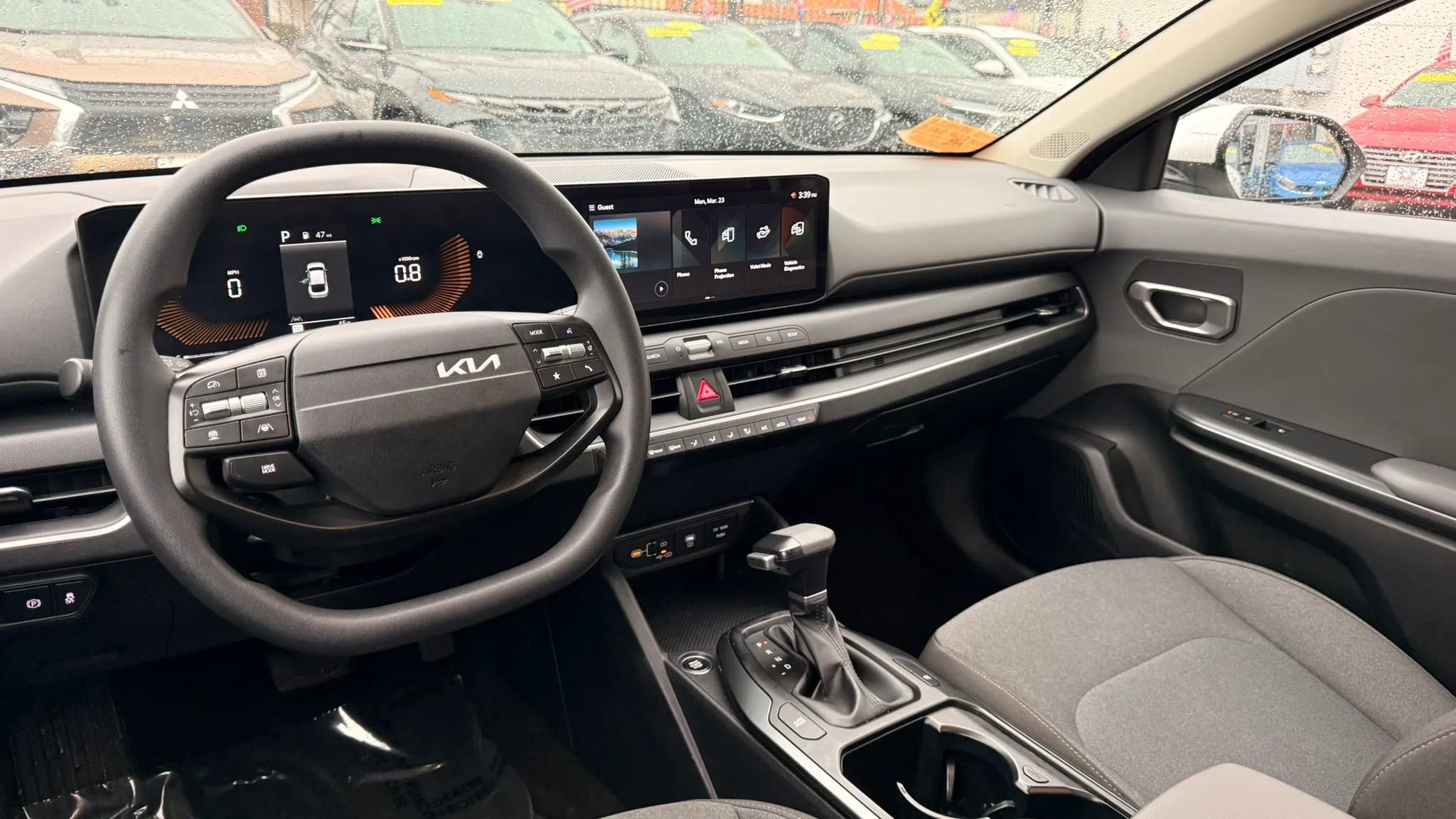 Used 2025 Kia K4 image 16