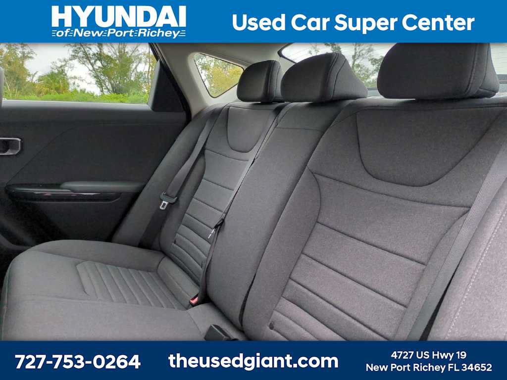 Used 2025 Kia K4 EX FWD image 13