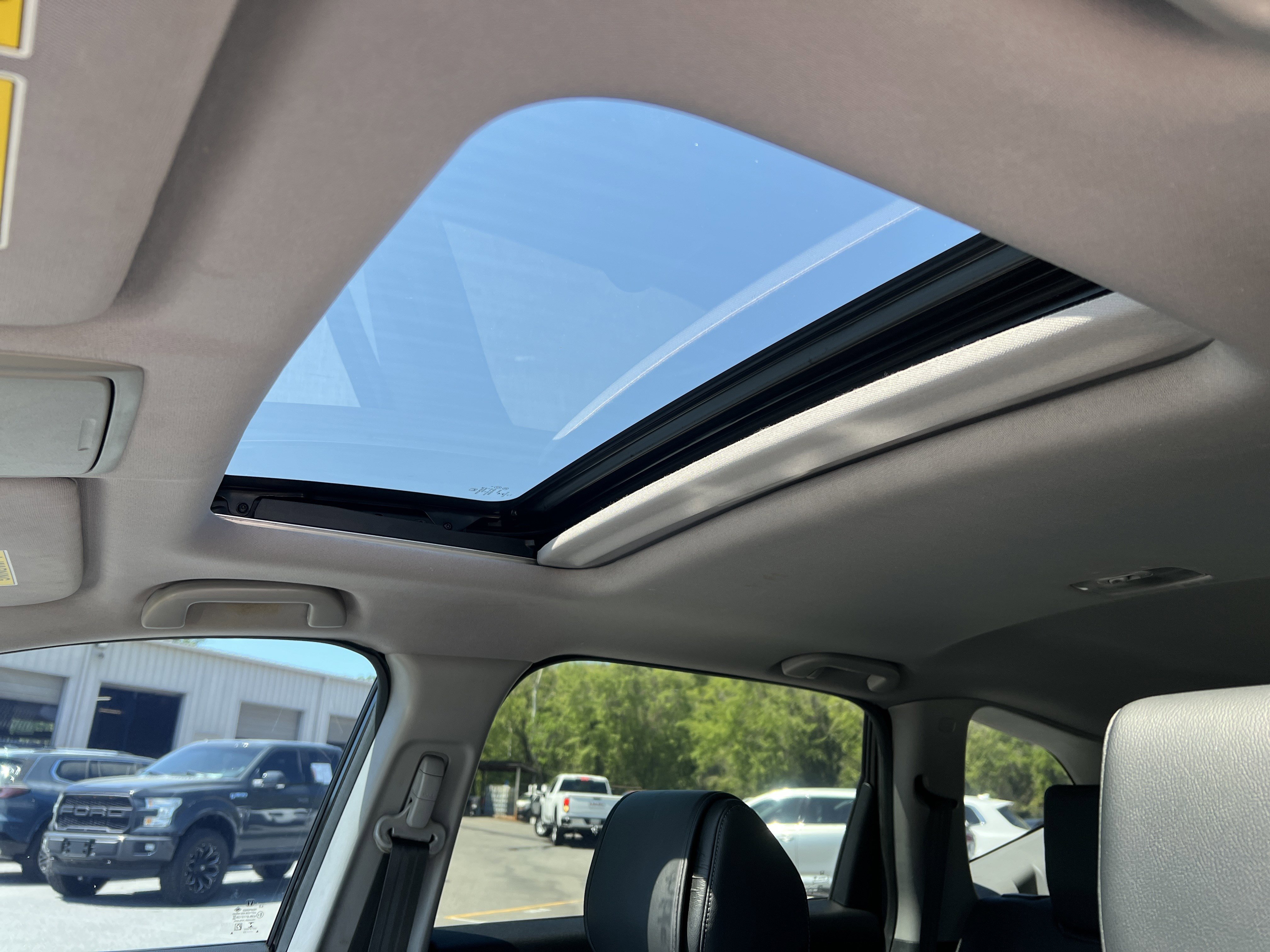 Used 2022 Honda CR-V EX-L image 23