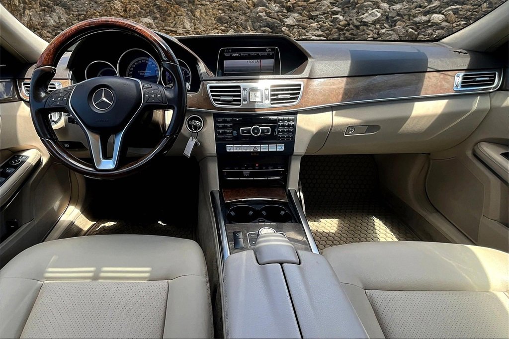 Used 2014 Mercedes-Benz E 350 4MATIC Sedan w/ Premium 1 Package image 14