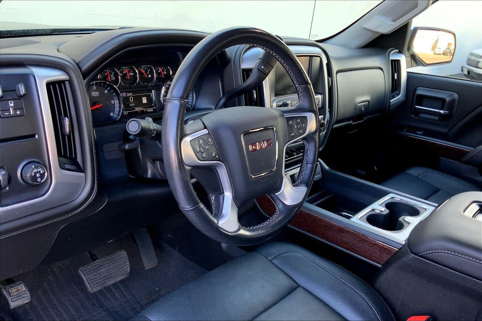 Used 2018 GMC Sierra 1500 SLT w/ Enhanced Driver Alert Package RWD image 14