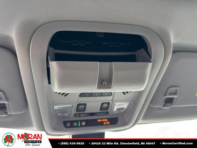 Used 2020 GMC Terrain SLT w/ Preferred Package AWD/4WD image 23