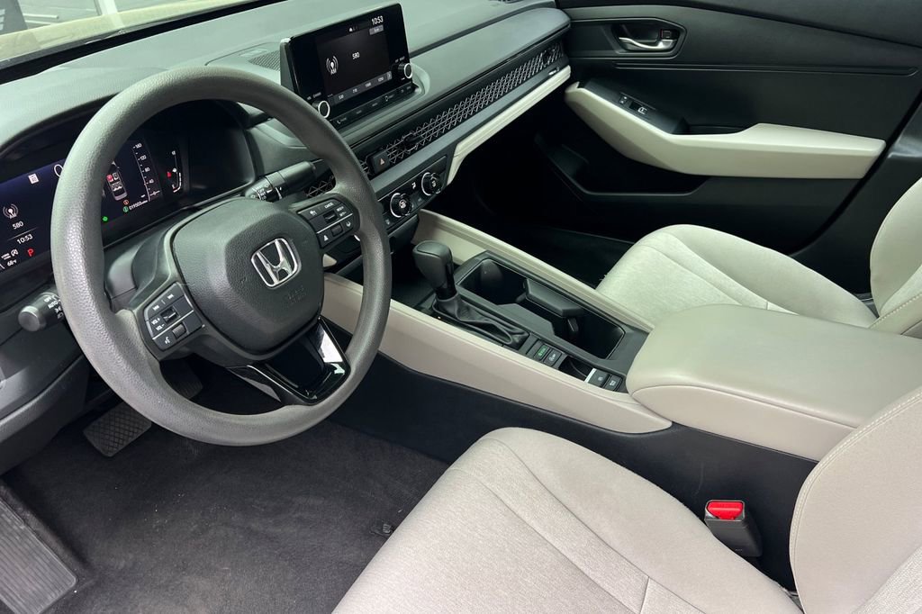 Used 2024 Honda Accord LX image 10