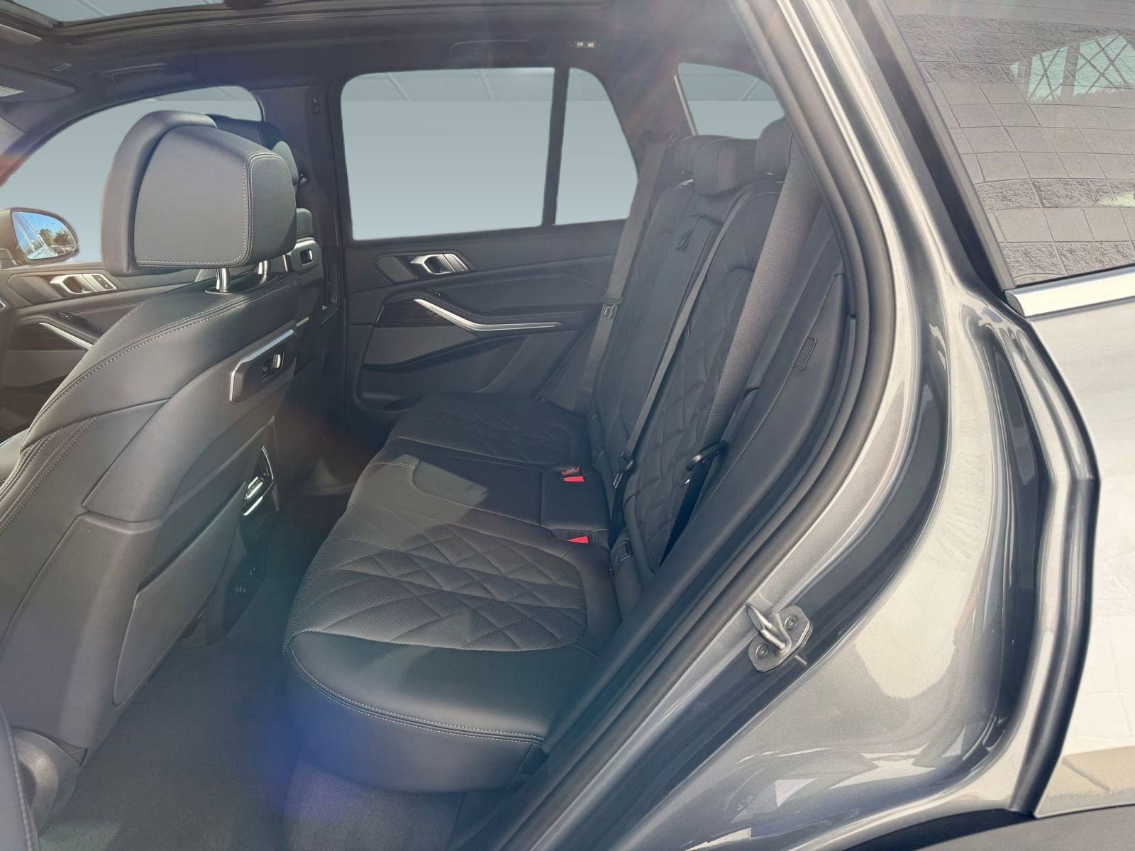 Used 2026 BMW X5 sDrive40i w/ Climate Comfort Package image 22