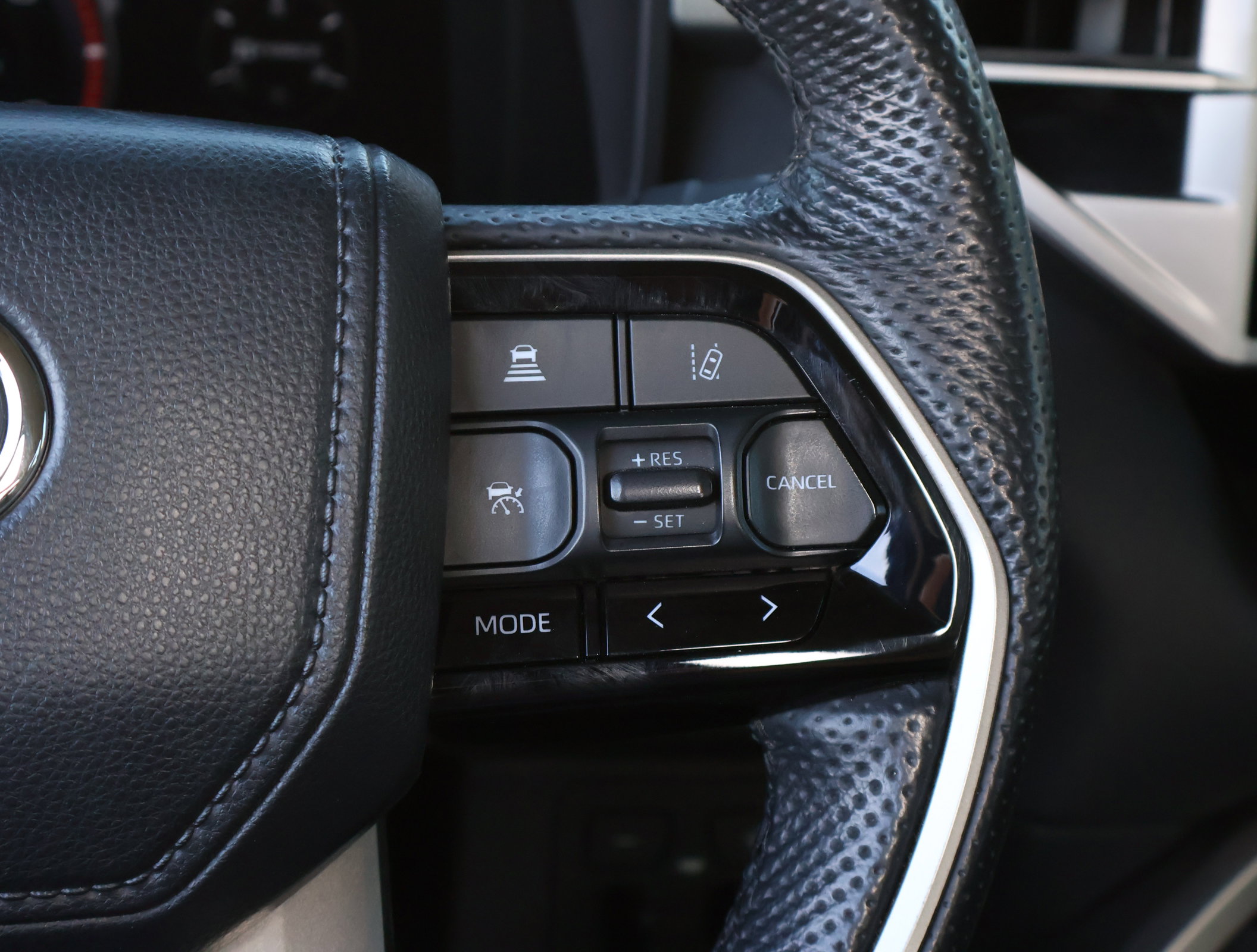 Used 2024 Toyota Tundra Limited w/ TRD Off-Road Package image 17