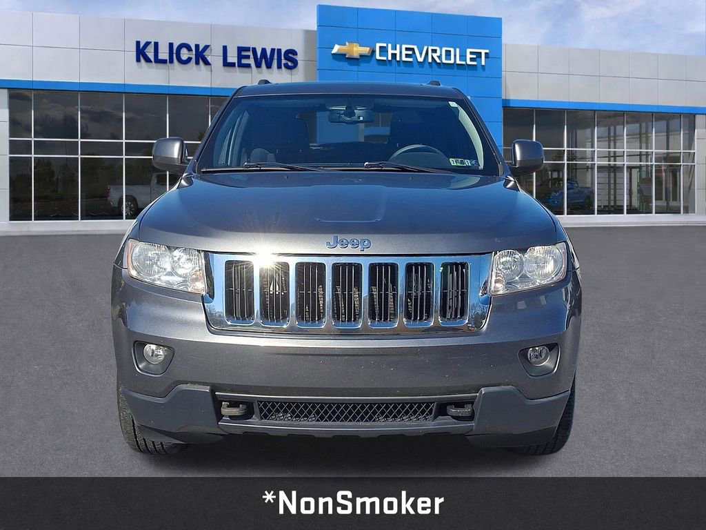 Used 2013 Jeep Grand Cherokee Laredo w/ Laredo E Group image 2