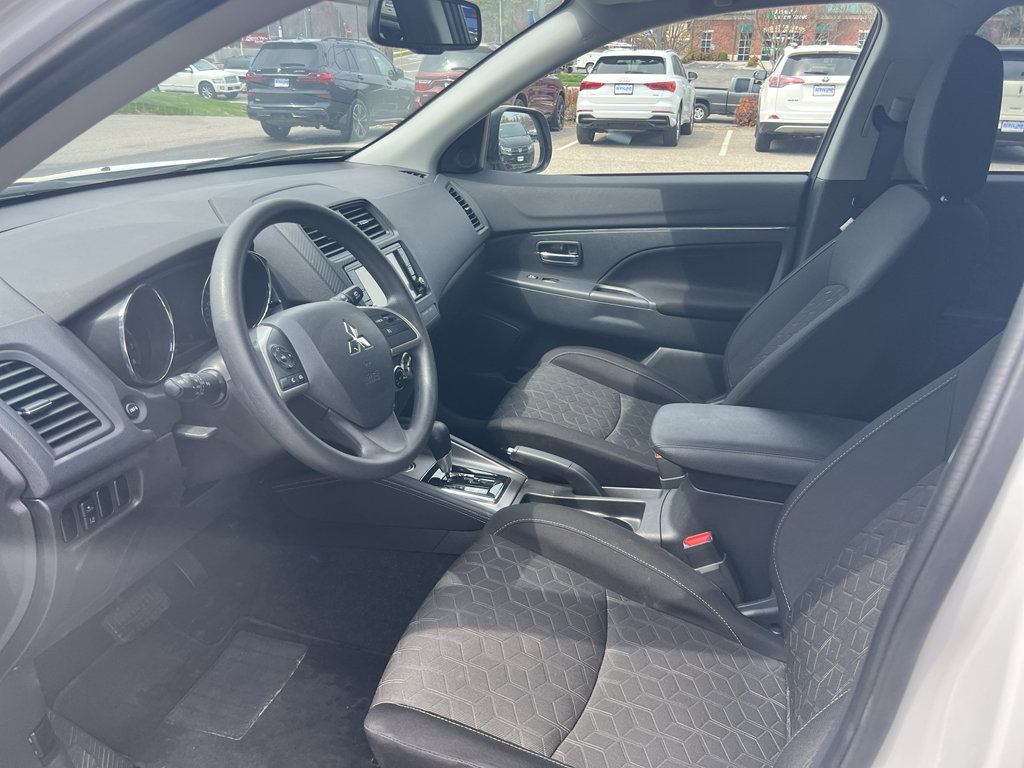 Used 2024 Mitsubishi Outlander Sport ES image 10