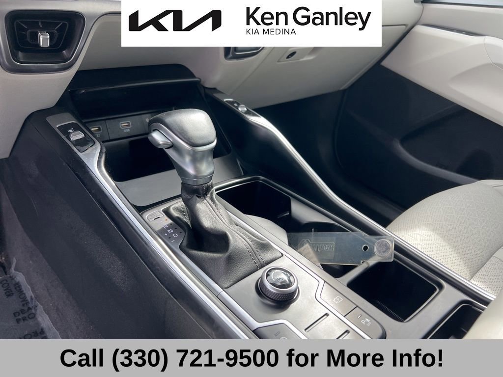 Certified 2023 Kia Sorento S image 35