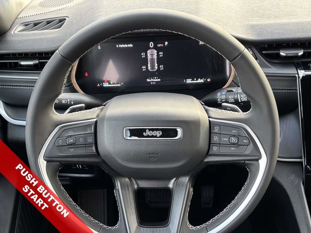 New 2025 Jeep Grand Cherokee Laredo image 7