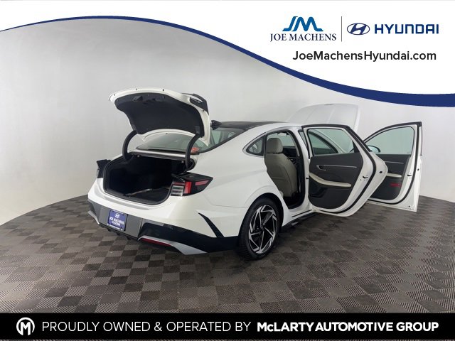 Certified 2025 Hyundai Sonata SEL image 16