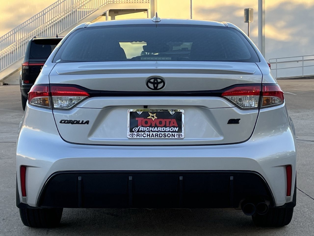 Used 2024 Toyota Corolla SE FWD image 5