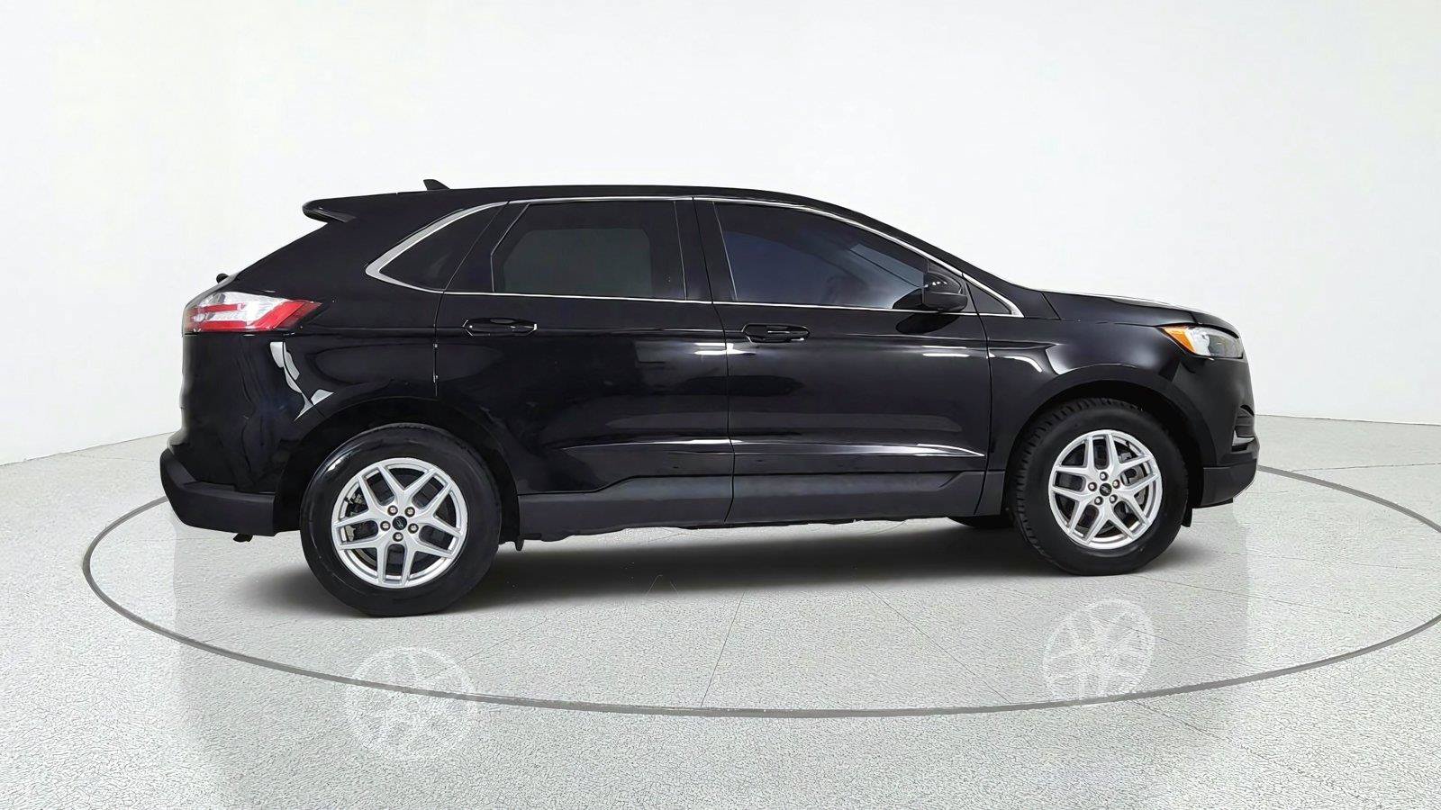 Used 2023 Ford Edge SEL AWD/4WD image 13