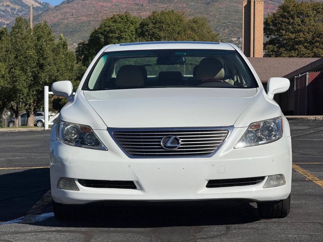 Used 2007 Lexus LS 460 RWD image 8