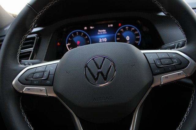 New 2025 Volkswagen Atlas Cross Sport SEL image 17