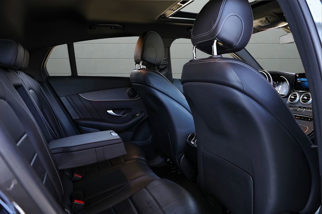 Used 2022 Mercedes-Benz GLC 300 4MATIC Coupe image 58