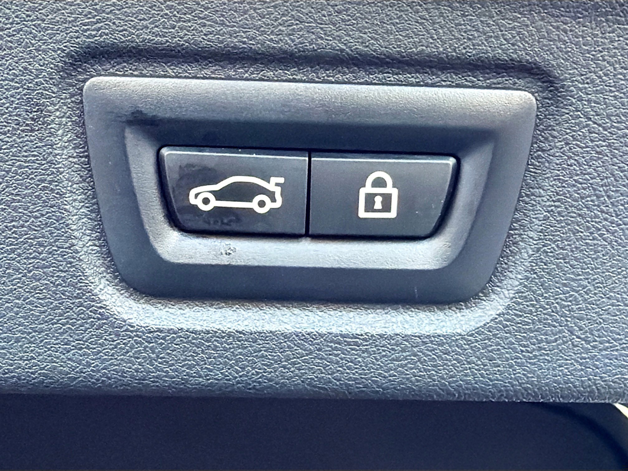 Used 2022 BMW i4 M50 image 12