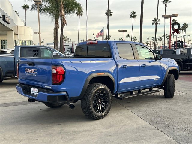 New 2026 GMC Canyon Elevation image 3