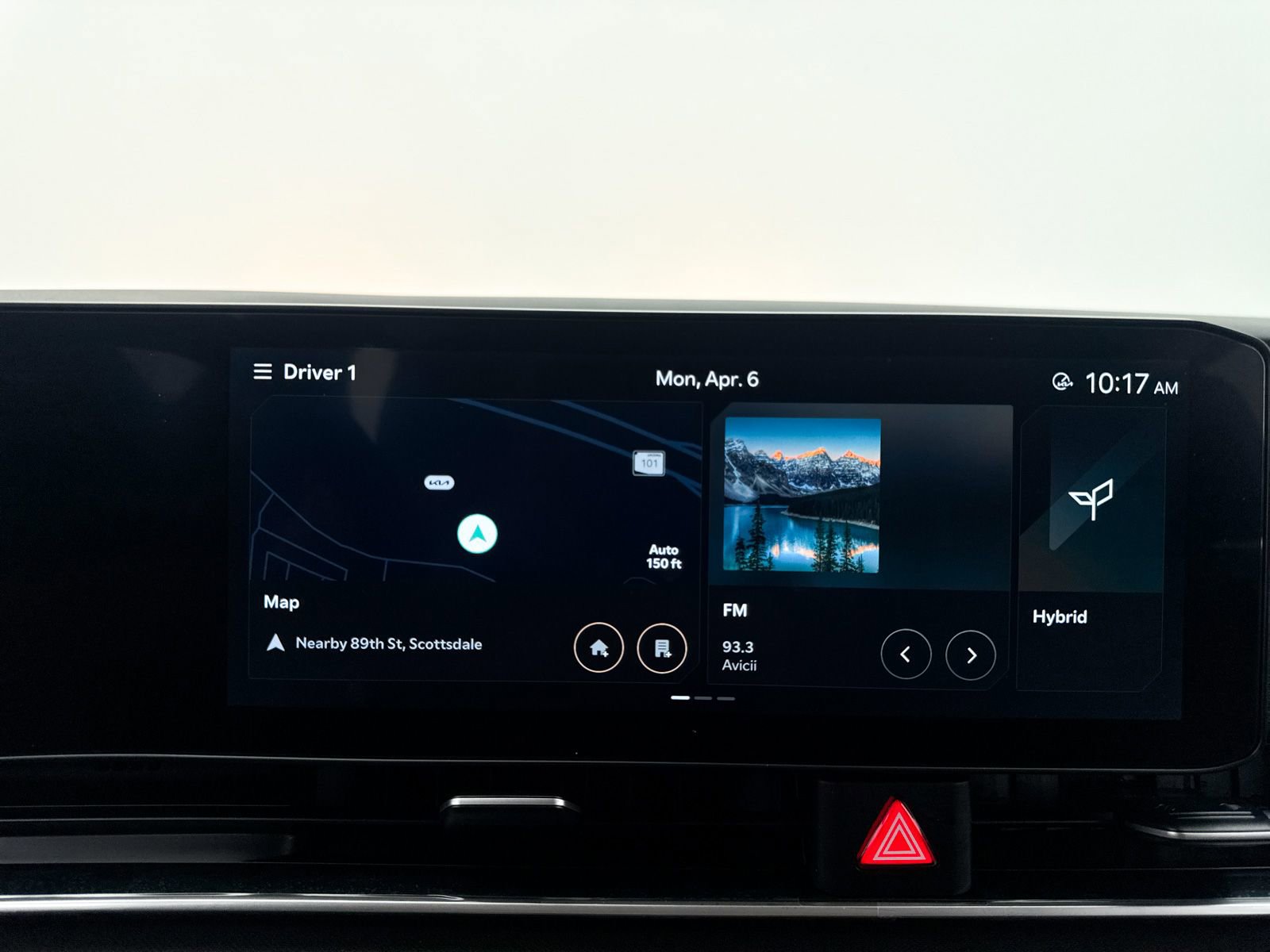Certified 2025 Kia Carnival EX image 4