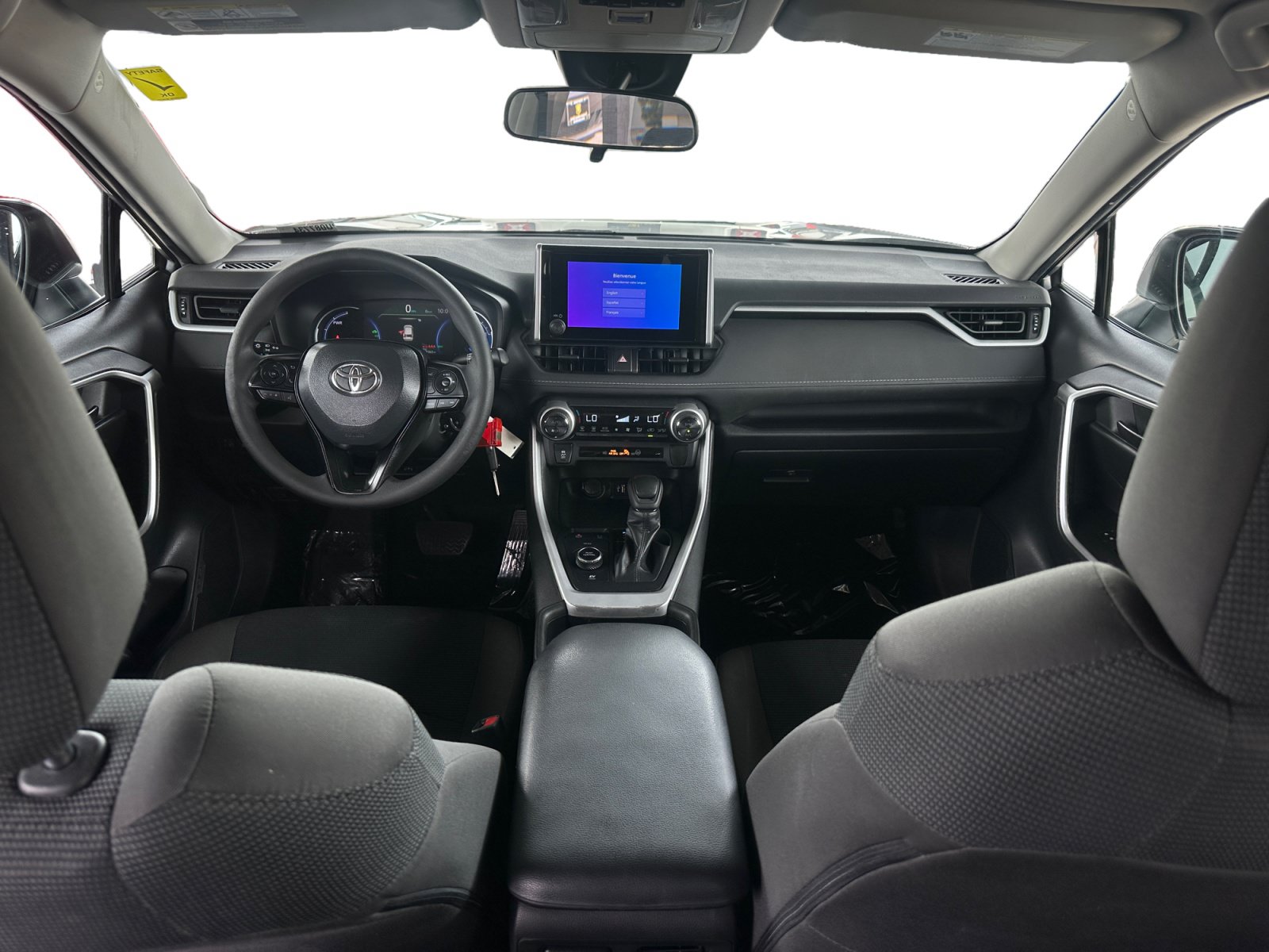 Used 2023 Toyota RAV4 LE AWD/4WD image 10