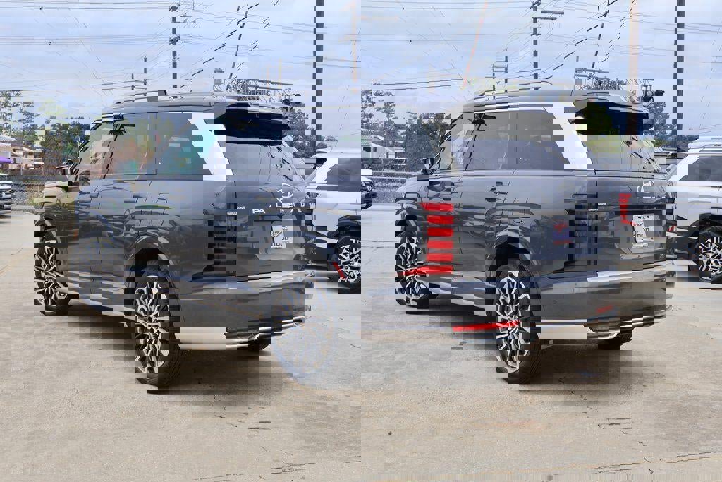 New 2026 Hyundai Palisade Calligraphy image 2