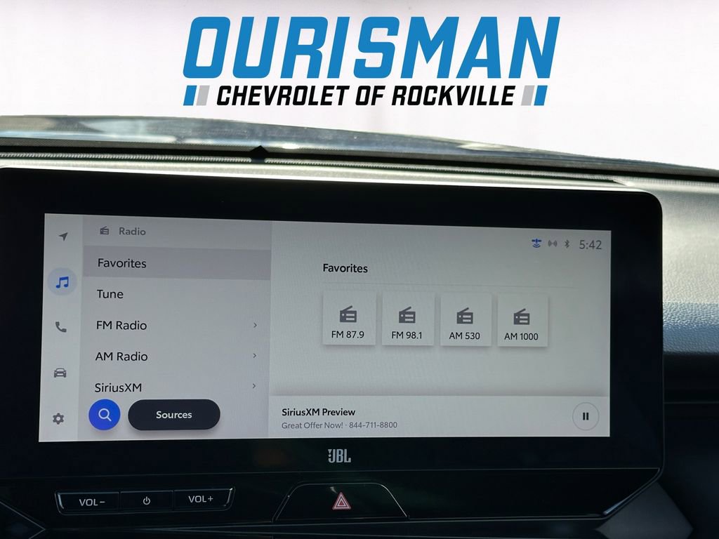 Used 2023 Toyota Venza XLE image 14