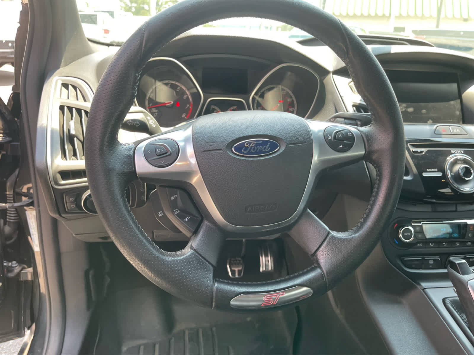 Used 2014 Ford Focus ST w/ Equipment Group 202A FWD image 15