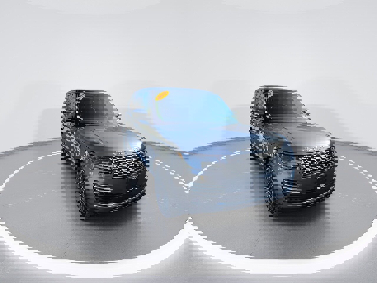 Used 2019 Land Rover Range Rover Long Wheelbase Autobiography image 3