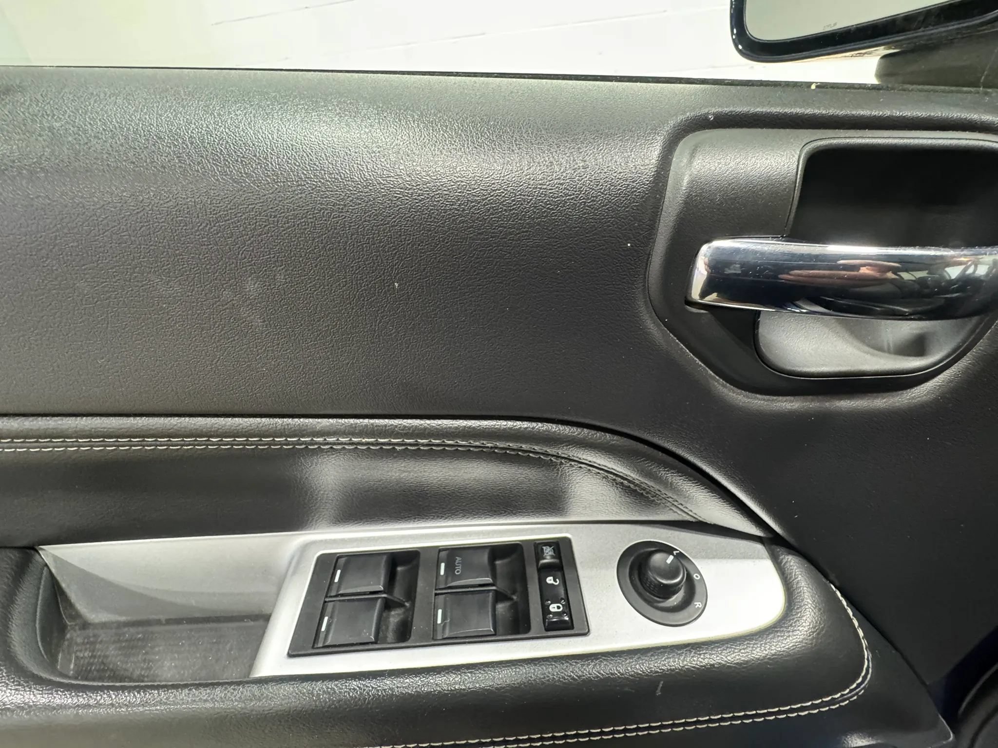 Used 2017 Jeep Compass High Altitude FWD image 10