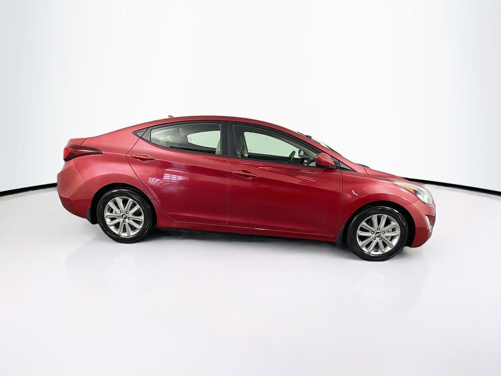 Used 2014 Hyundai Elantra SE w/ Option Group 02 FWD image 11