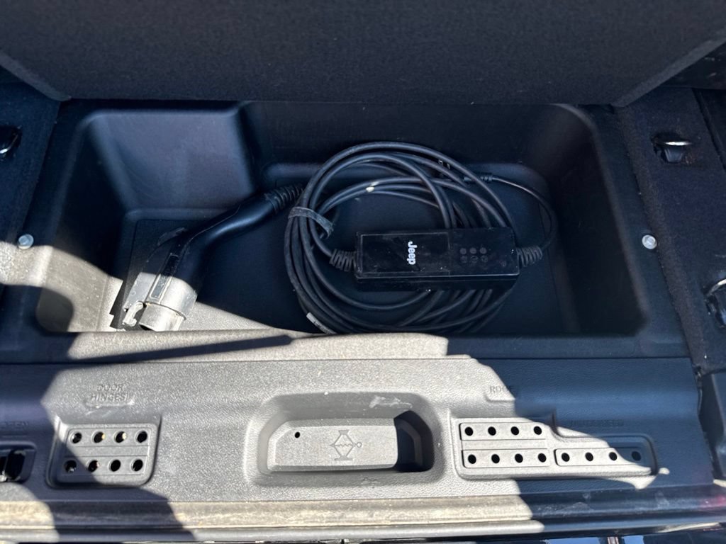 Used 2021 Jeep Wrangler Unlimited Sahara AWD/4WD image 59