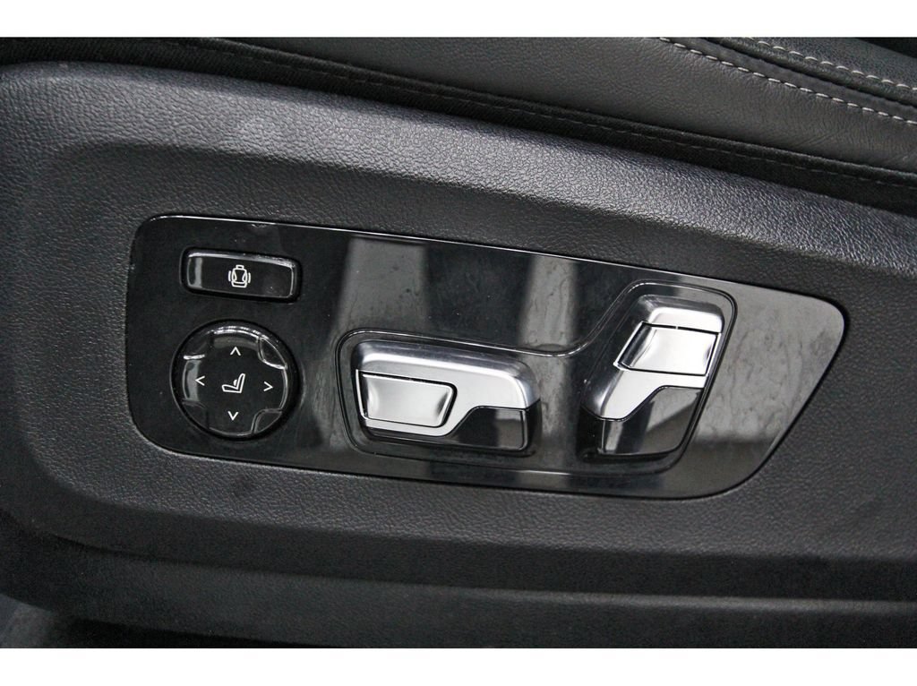 Used 2024 BMW X6 xDrive40i w/ Premium Package AWD/4WD image 31